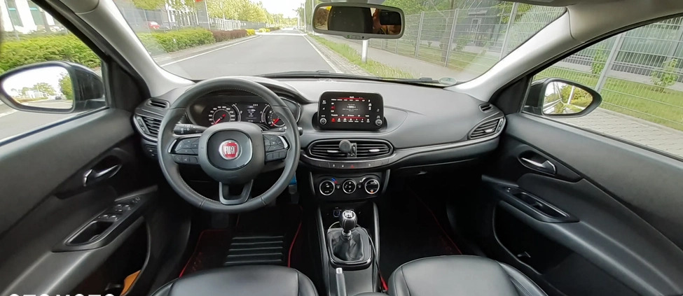 Fiat Tipo cena 49900 przebieg: 141000, rok produkcji 2017 z Wrocław małe 67